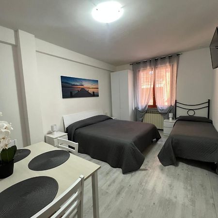 Your Home Outlet 4 Serravalle Scrivia Bagian luar foto